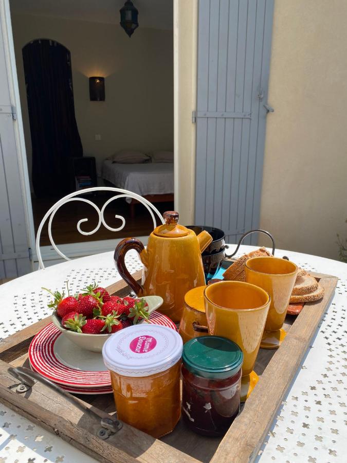 Chambre D'Hotes Le Jardin Des Cigales Bed & Breakfast Aubignan Ngoại thất bức ảnh